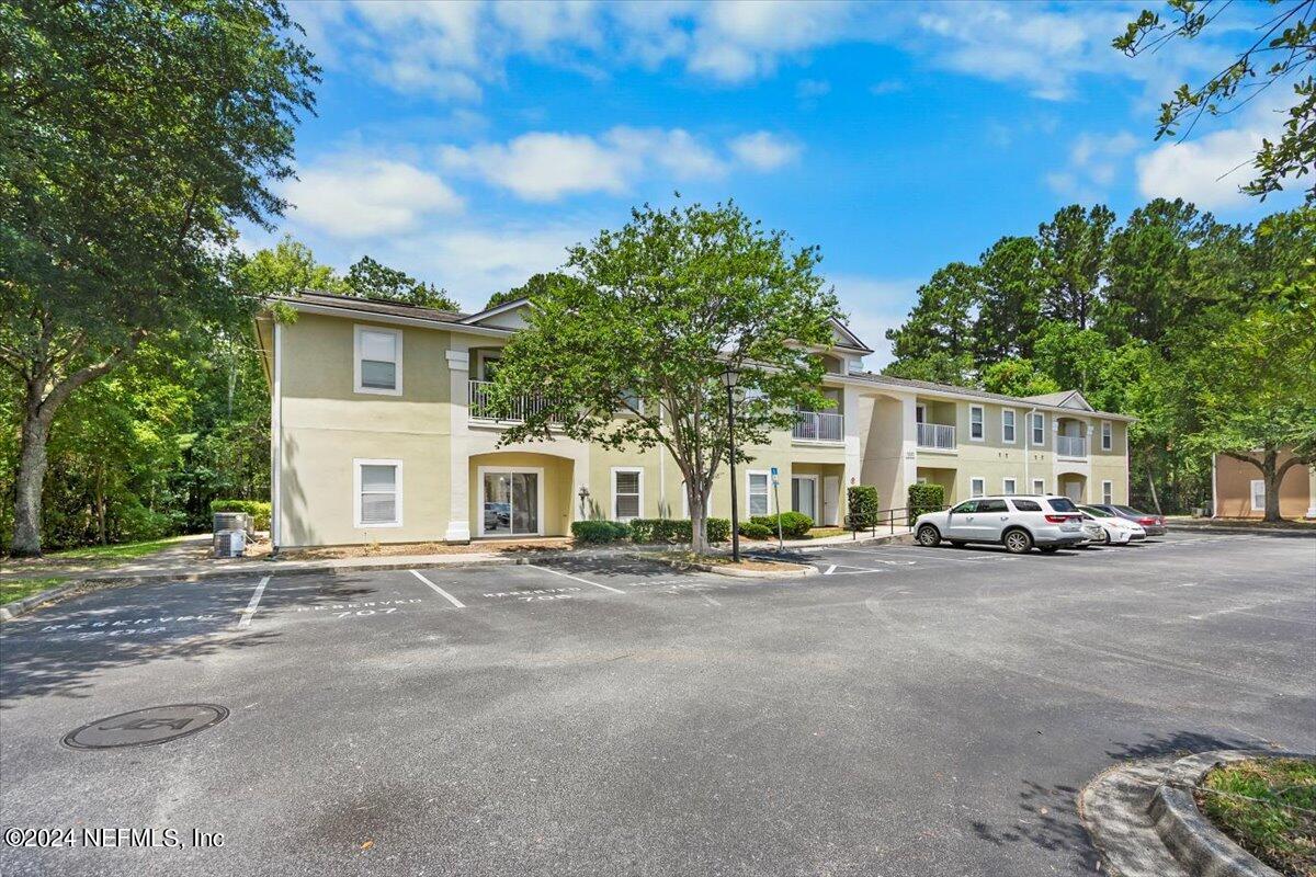 7920 Merrill Road, Unit 1307 Jacksonville, FL 32277 - Photo 6 of 31 Merrill7