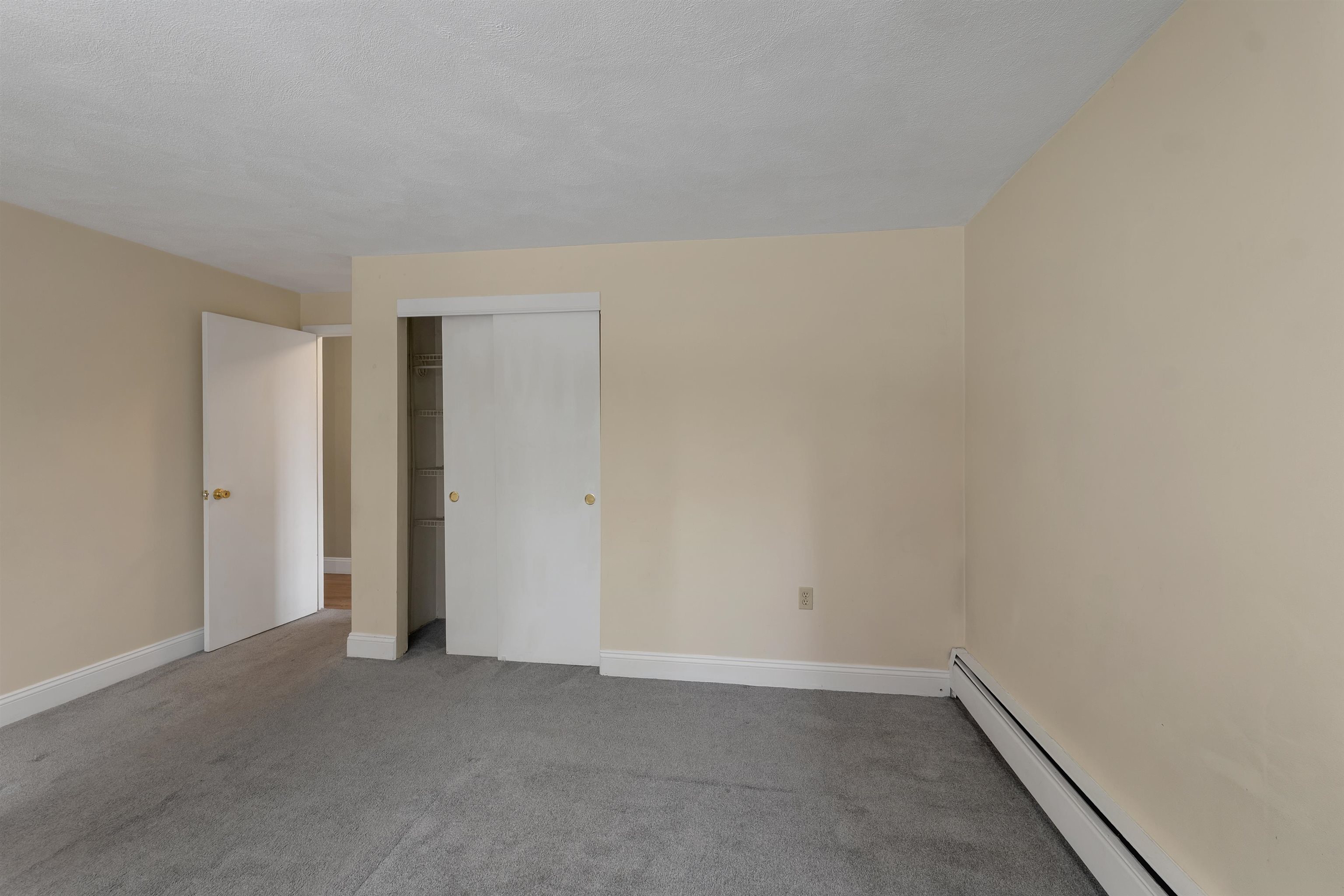 31 Andrew Street, Unit 19 Manchester, NH 03104 - Photo 12 of 22