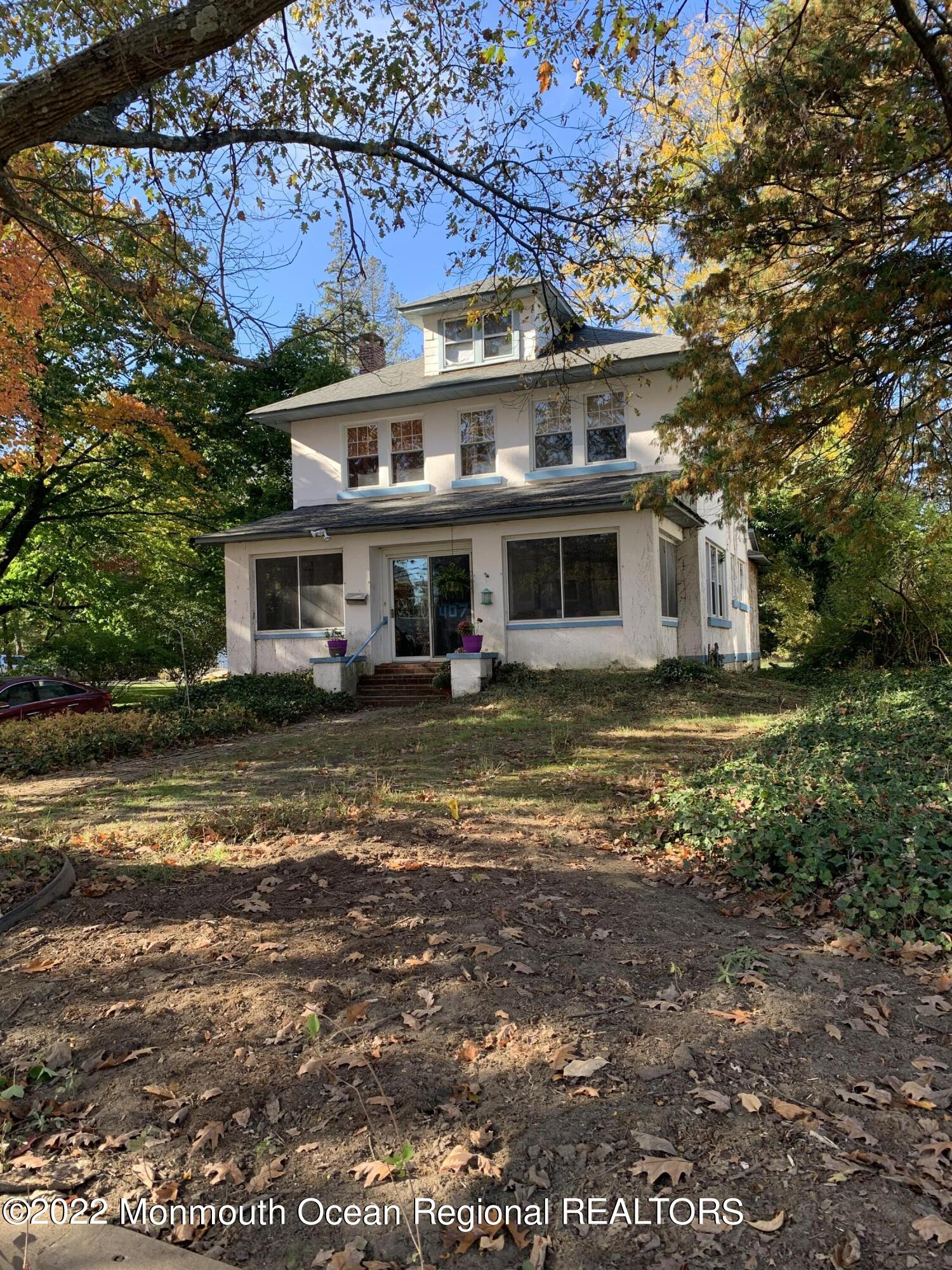407 River Road Fair Haven, NJ 07704 - Photo 1 of 17 FAEDF4C9-FB8D-4415-BB92-A7F78C269C5D