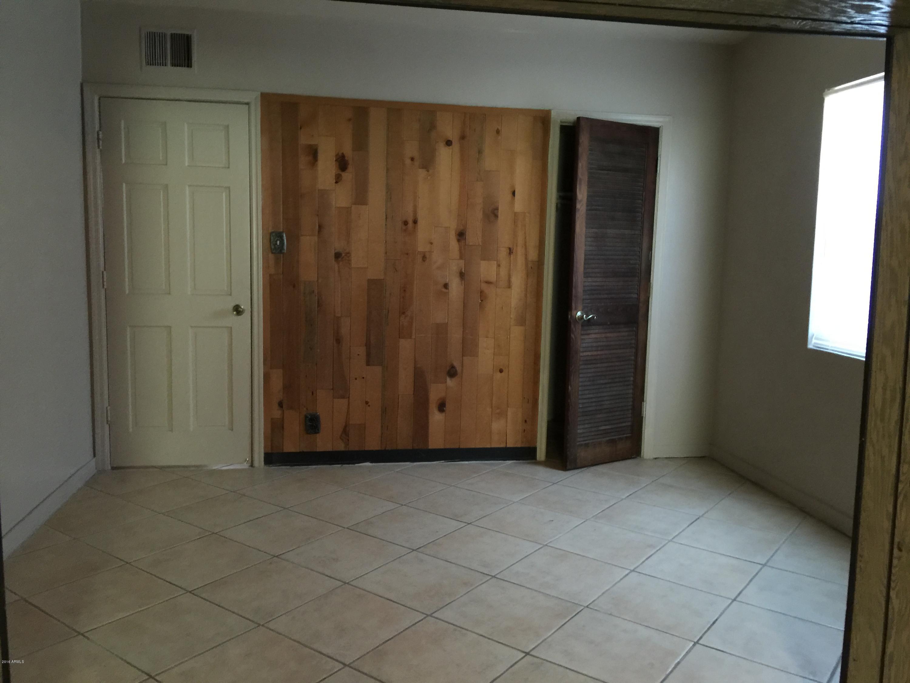 2621 West Osborn Road Phoenix, AZ 85017 - Photo 11 of 19 IMG_2734