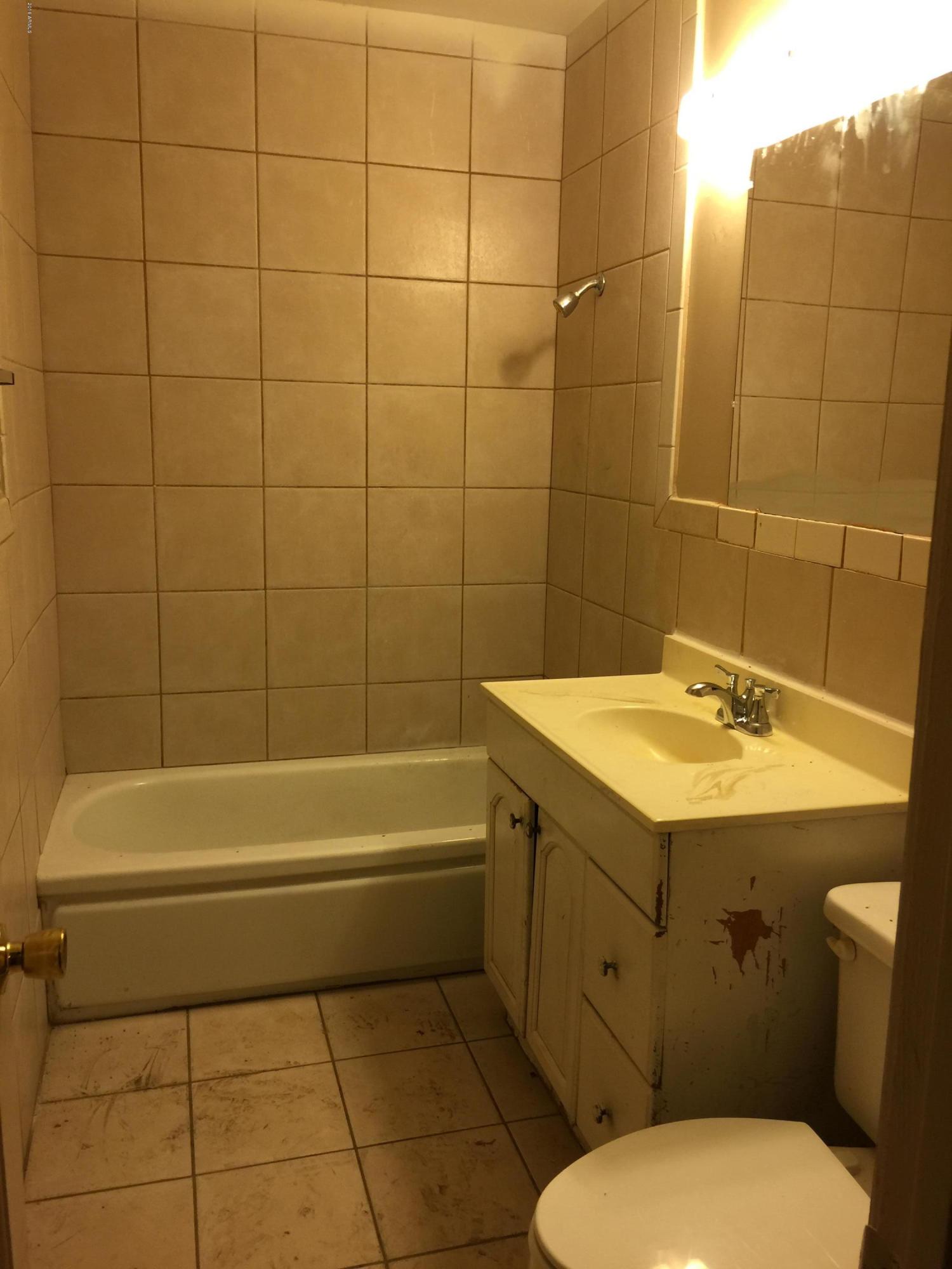 2621 West Osborn Road Phoenix, AZ 85017 - Photo 12 of 19 IMG_2735