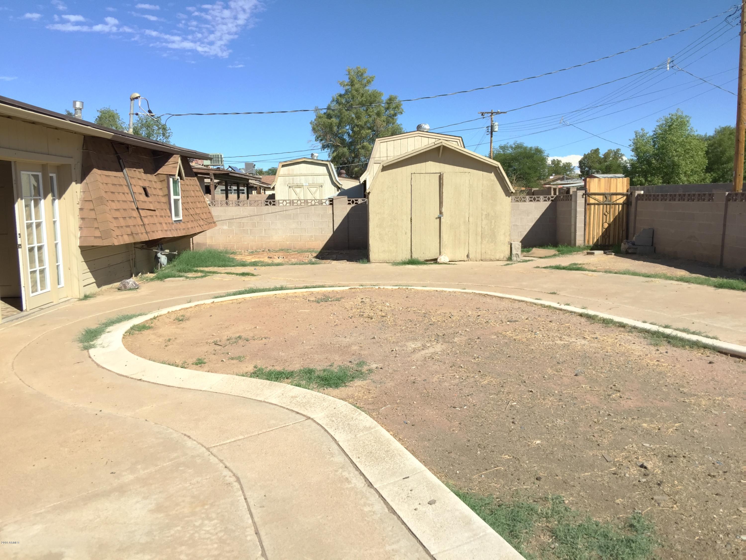 2621 West Osborn Road Phoenix, AZ 85017 - Photo 18 of 19 BY1