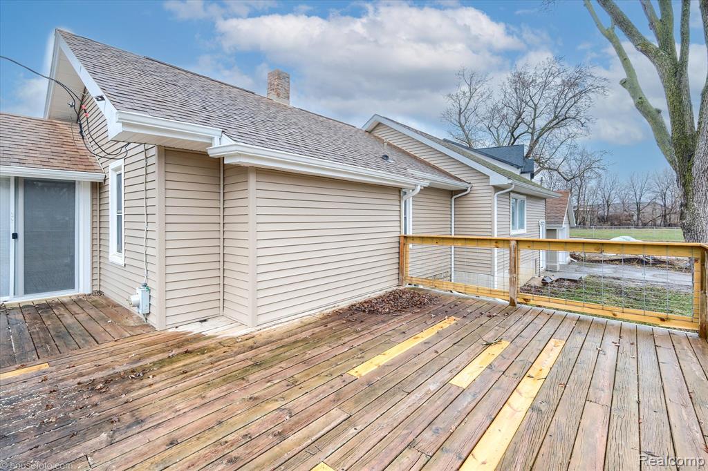 2127 Kenneth Street Burton, MI 48529 - Photo 9 of 49