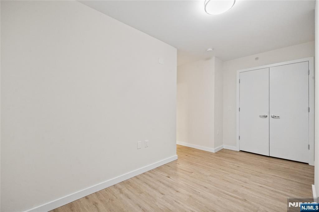 69 Main Street, Unit 1406 Fort Lee, NJ 07024 - Photo 13 of 32