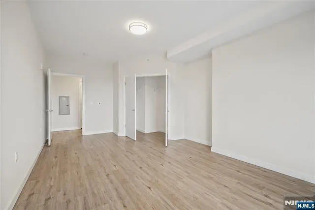 $3,450 | 69 Main Street, Unit 1406, Fort Lee, NJ 07024