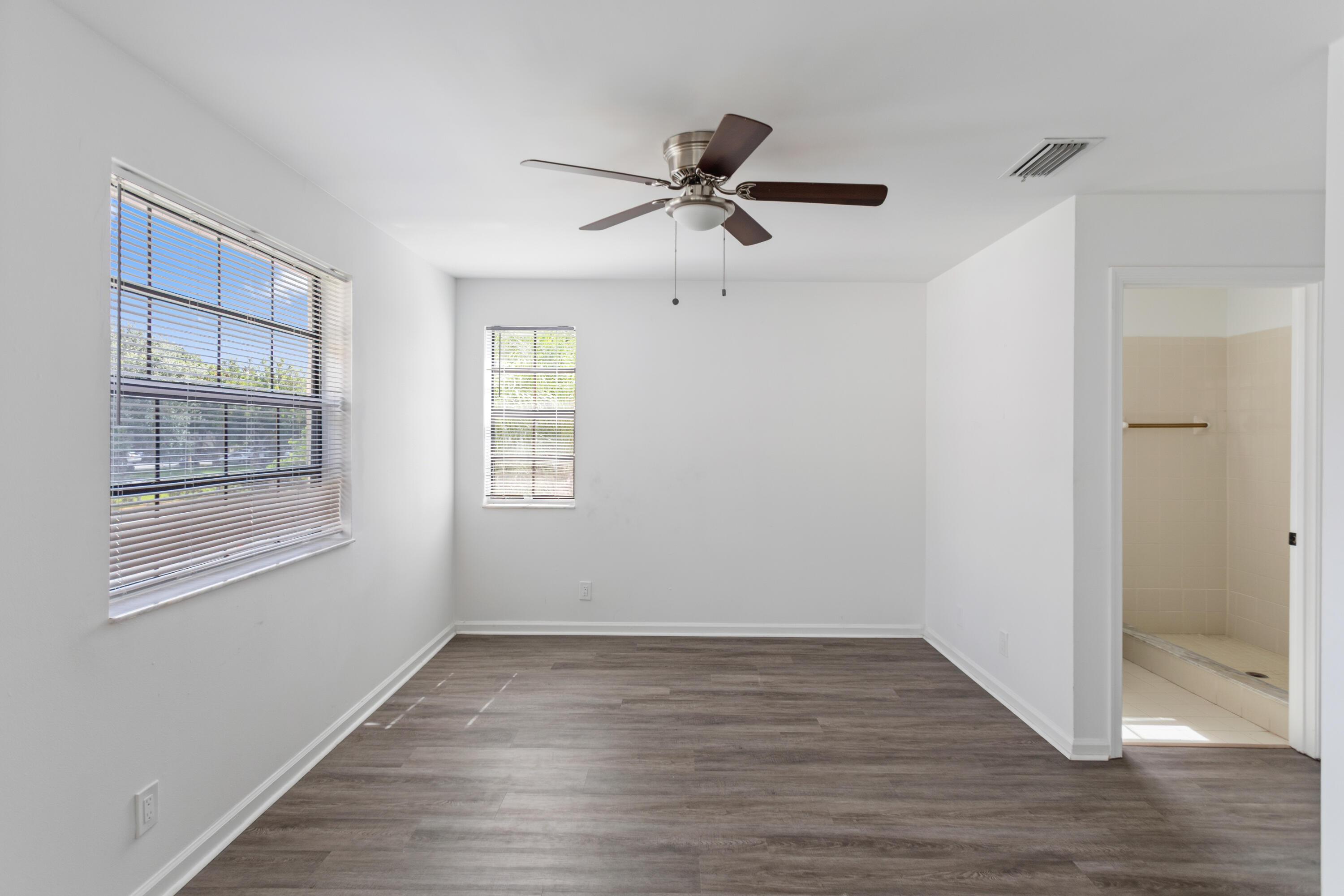 3171 Leewood Terrace, Unit L235 Boca Raton, FL 33431 - Photo 18 of 31 585A7424