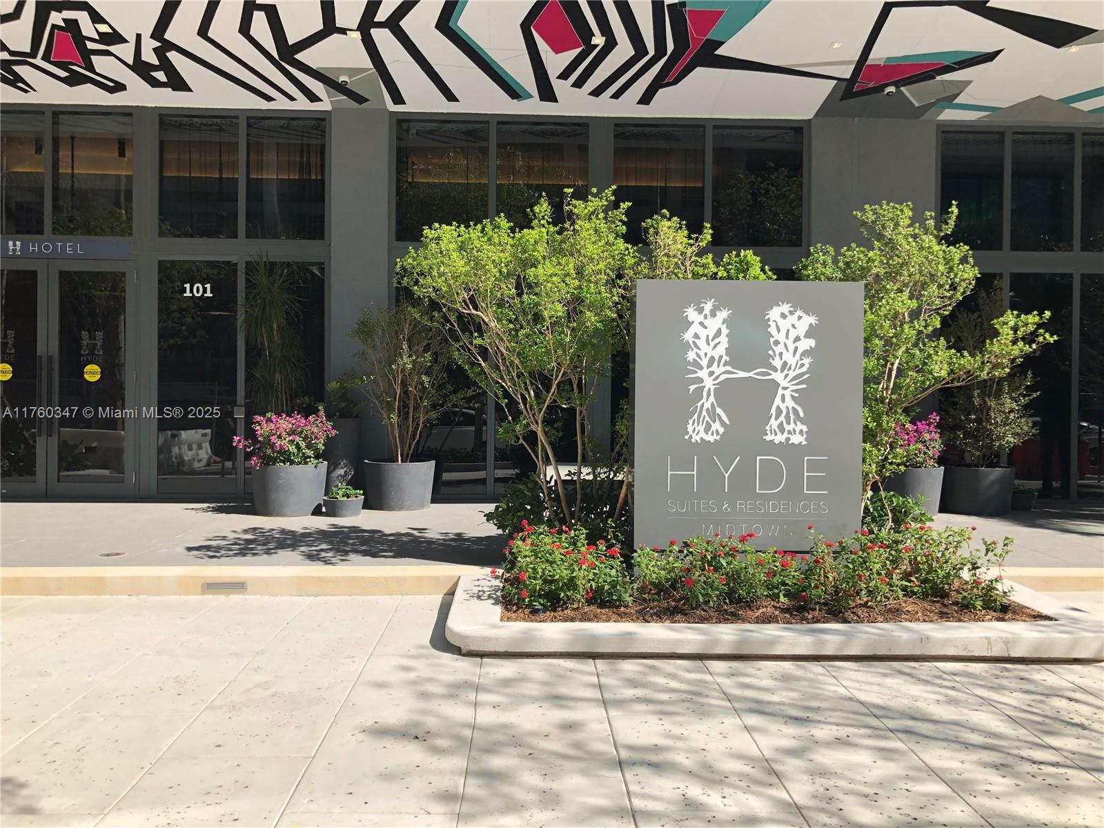 121 Northeast 34th Street, Unit L406 Miami, FL 33137 - Photo 13 of 15