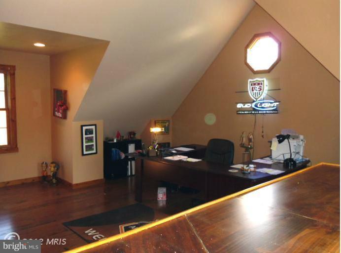 309 North Simpers Road Elkton, MD 21921 - Photo 1 of 18 Interior (General)