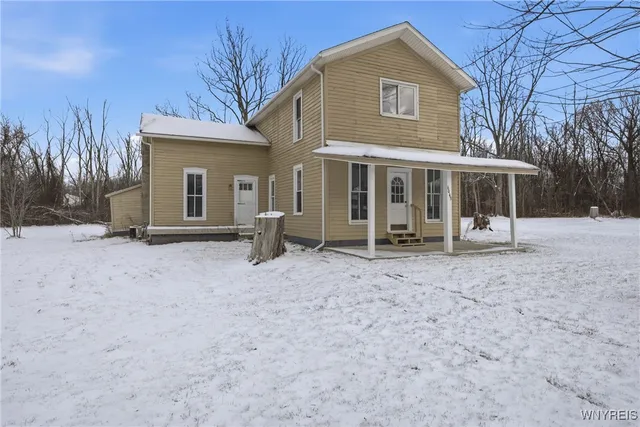 $329,900 | 6043 Old Niagara Road, Lockport Town, NY 14094