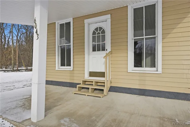 $329,900 | 6043 Old Niagara Road, Lockport Town, NY 14094
