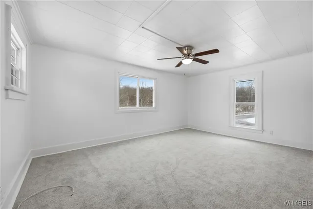 $329,900 | 6043 Old Niagara Road, Lockport Town, NY 14094