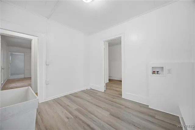 $329,900 | 6043 Old Niagara Road, Lockport Town, NY 14094