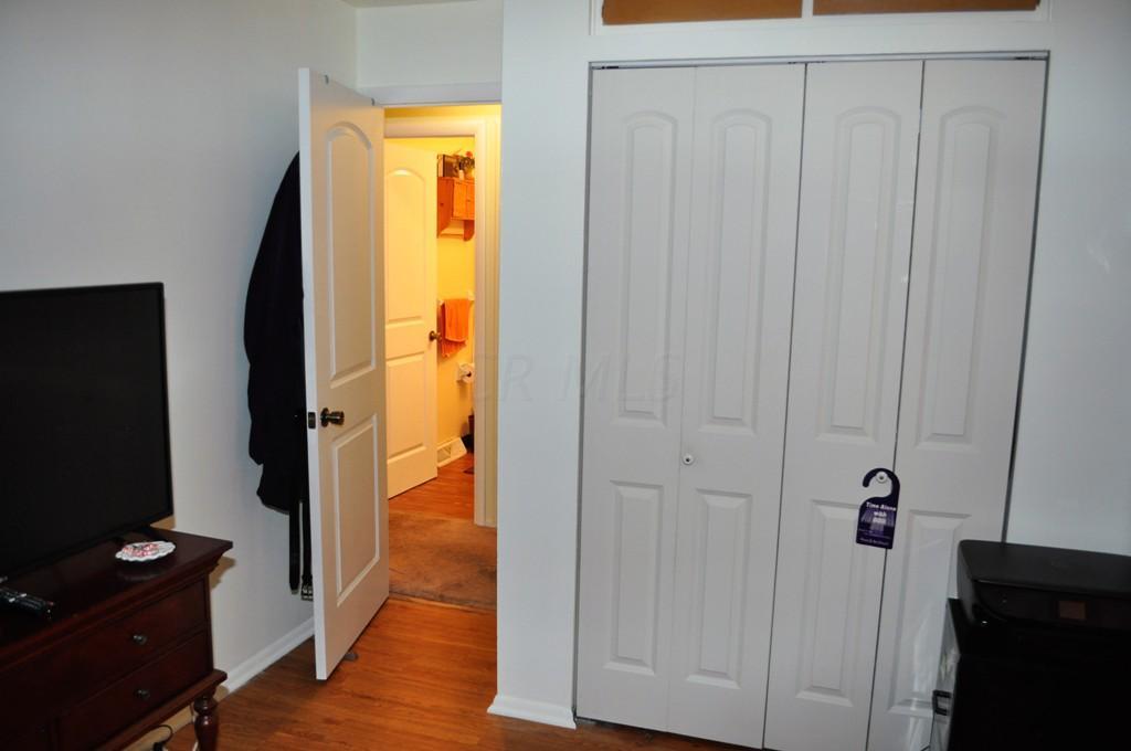 1105 South Yearling Road Columbus, OH 43227 - Photo 17 of 32 Gallery Image 17