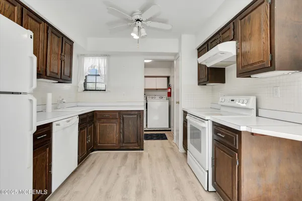 $725,000 | 55 Cheshire Square, Little Silver, NJ 07739