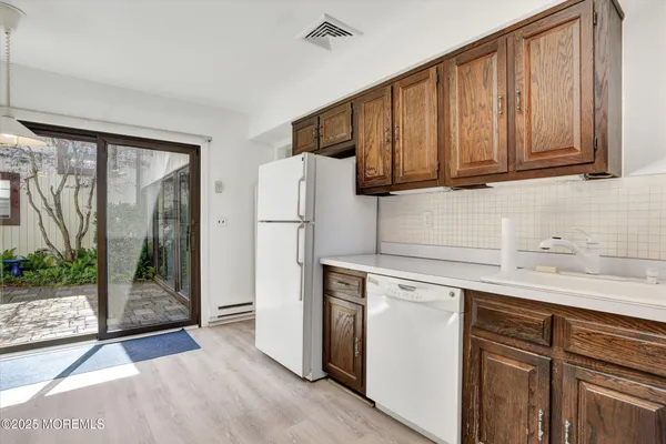 $725,000 | 55 Cheshire Square, Little Silver, NJ 07739