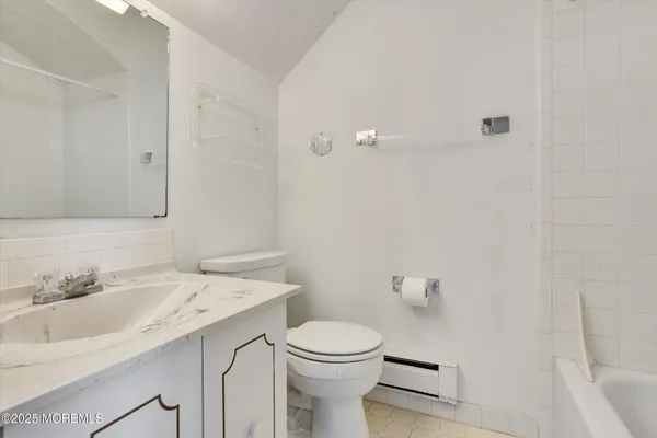 $725,000 | 55 Cheshire Square, Little Silver, NJ 07739