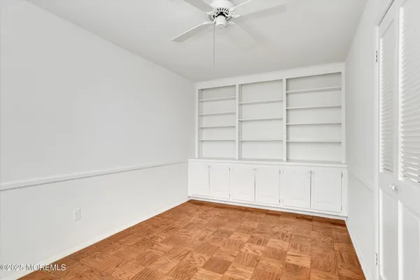 $725,000 | 55 Cheshire Square, Little Silver, NJ 07739