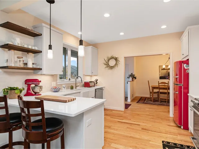 $749,000 | 313 North Jefferson Road, South Burlington, VT 05403