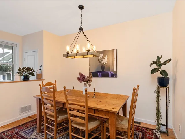 $749,000 | 313 North Jefferson Road, South Burlington, VT 05403