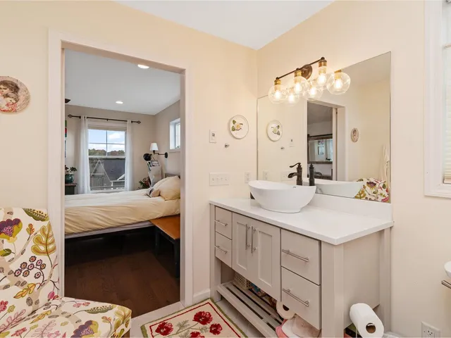 $749,000 | 313 North Jefferson Road, South Burlington, VT 05403