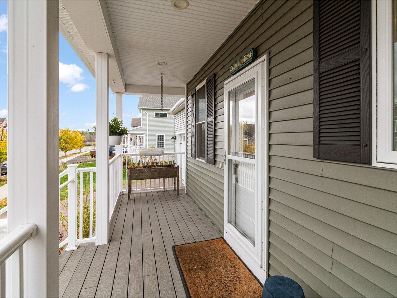 313 North Jefferson Road South Burlington, VT 05403 - Photo 3 of 47