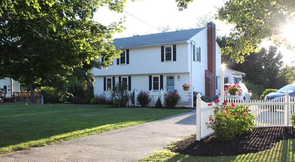47 Newell Hill Road Sterling, MA 01564 - Photo 1 of 21 Gallery Image 1