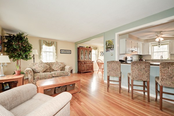 47 Newell Hill Road Sterling, MA 01564 - Photo 11 of 21 Gallery Image 11