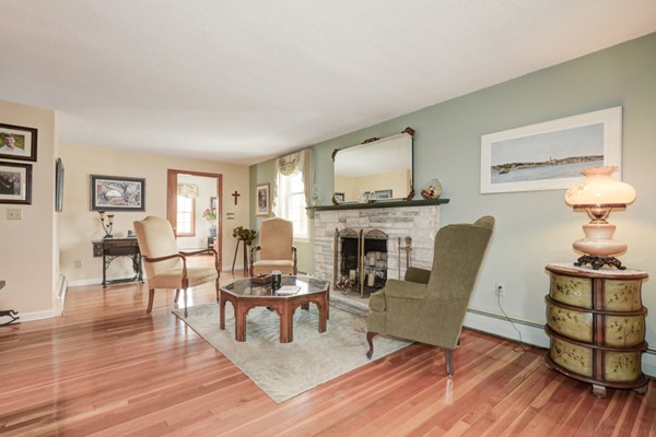 47 Newell Hill Road Sterling, MA 01564 - Photo 3 of 21 Gallery Image 3