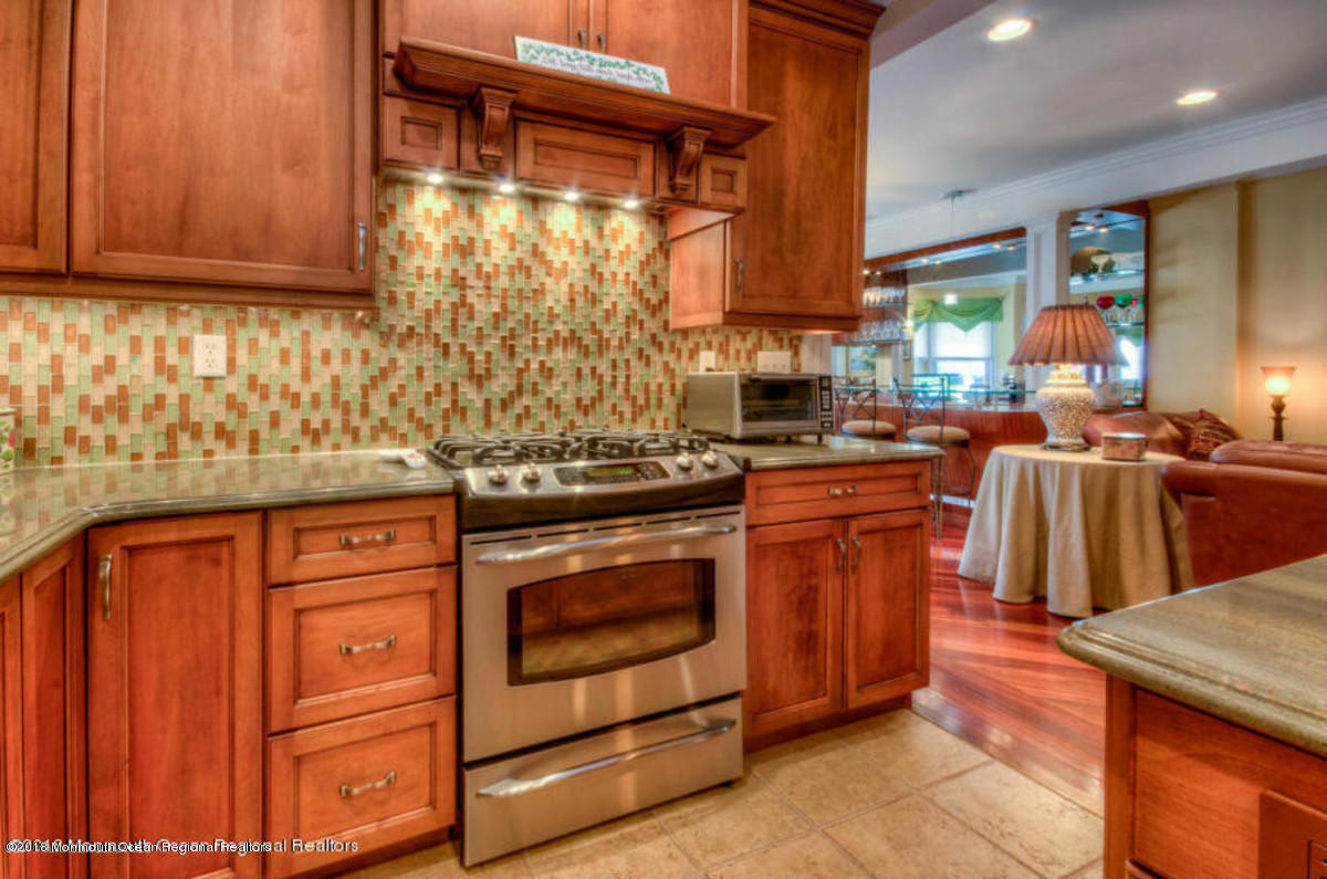 11 Pitman Avenue Ocean Grove, NJ 07756 - Photo 6 of 24 8