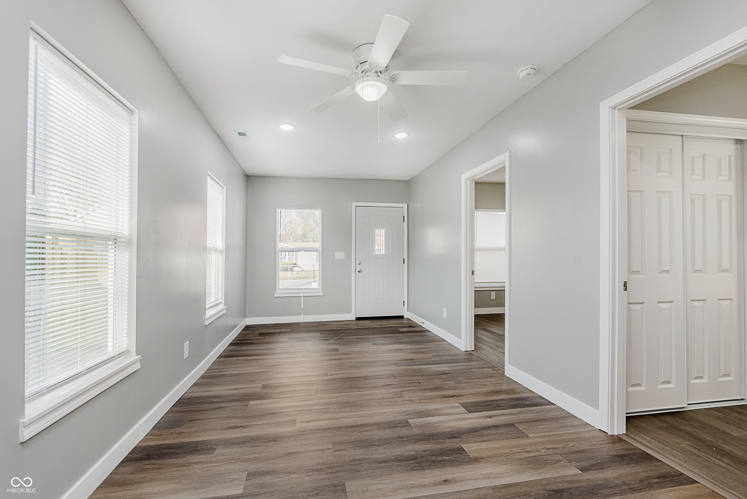 711 East Perry Street Indianapolis, IN 46227 - Photo 6 of 28