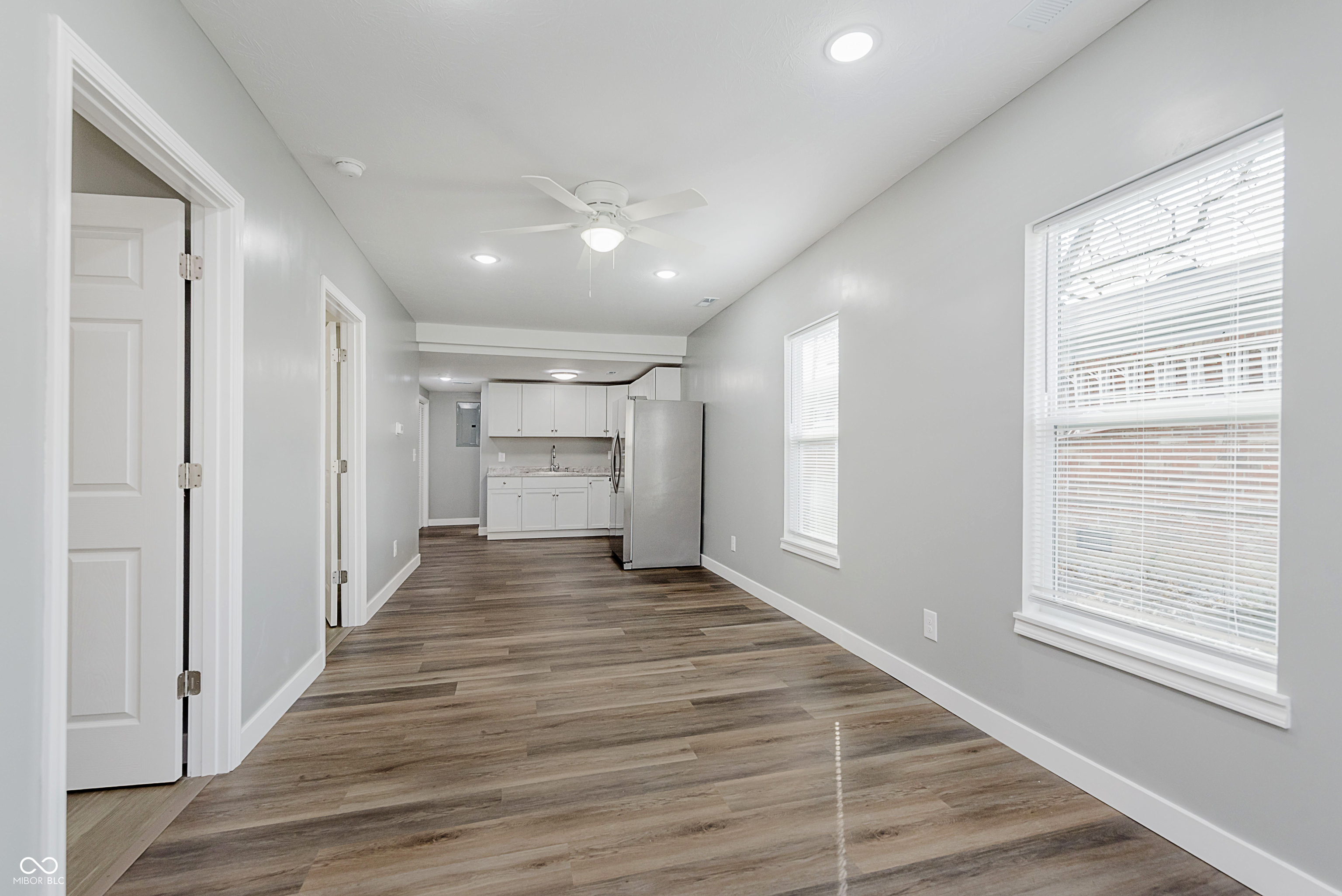 711 East Perry Street Indianapolis, IN 46227 - Photo 7 of 28