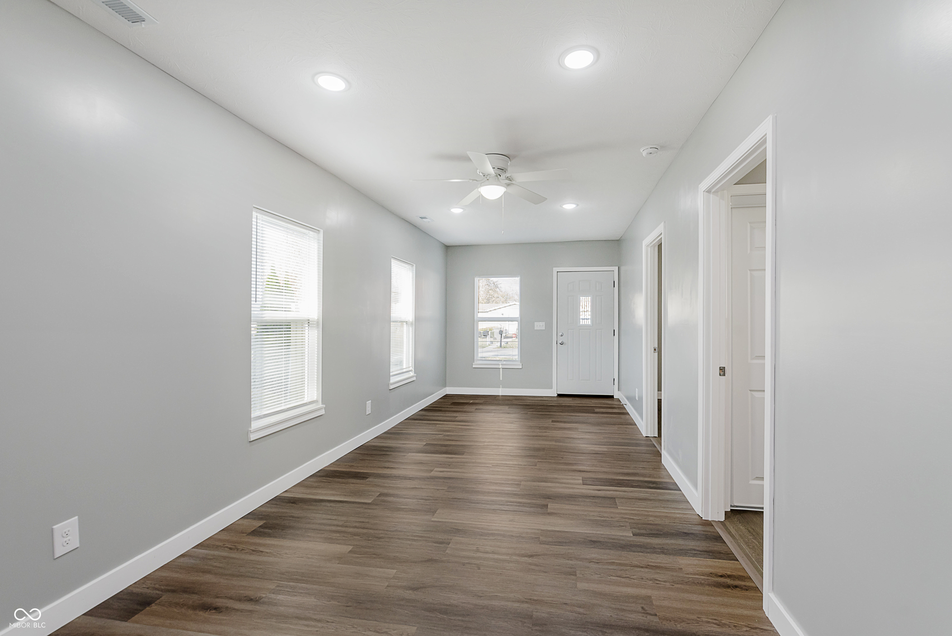 711 East Perry Street Indianapolis, IN 46227 - Photo 9 of 28