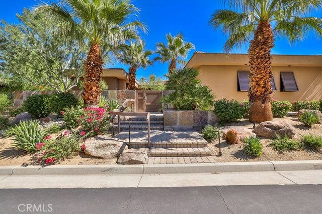 a view of a house with street
