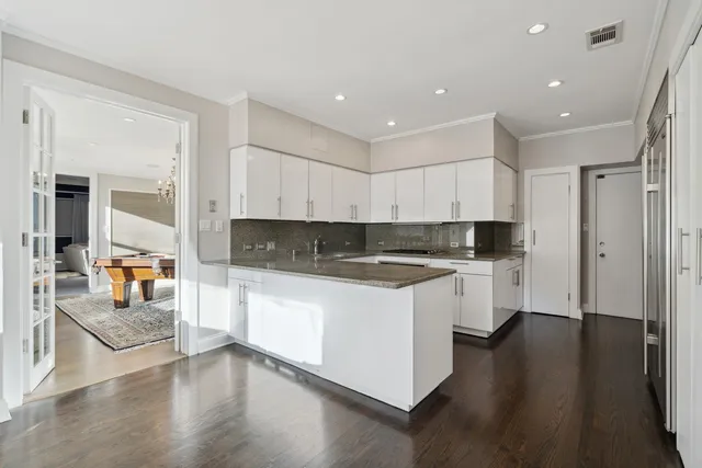 a picture of a bathroom with a sink
