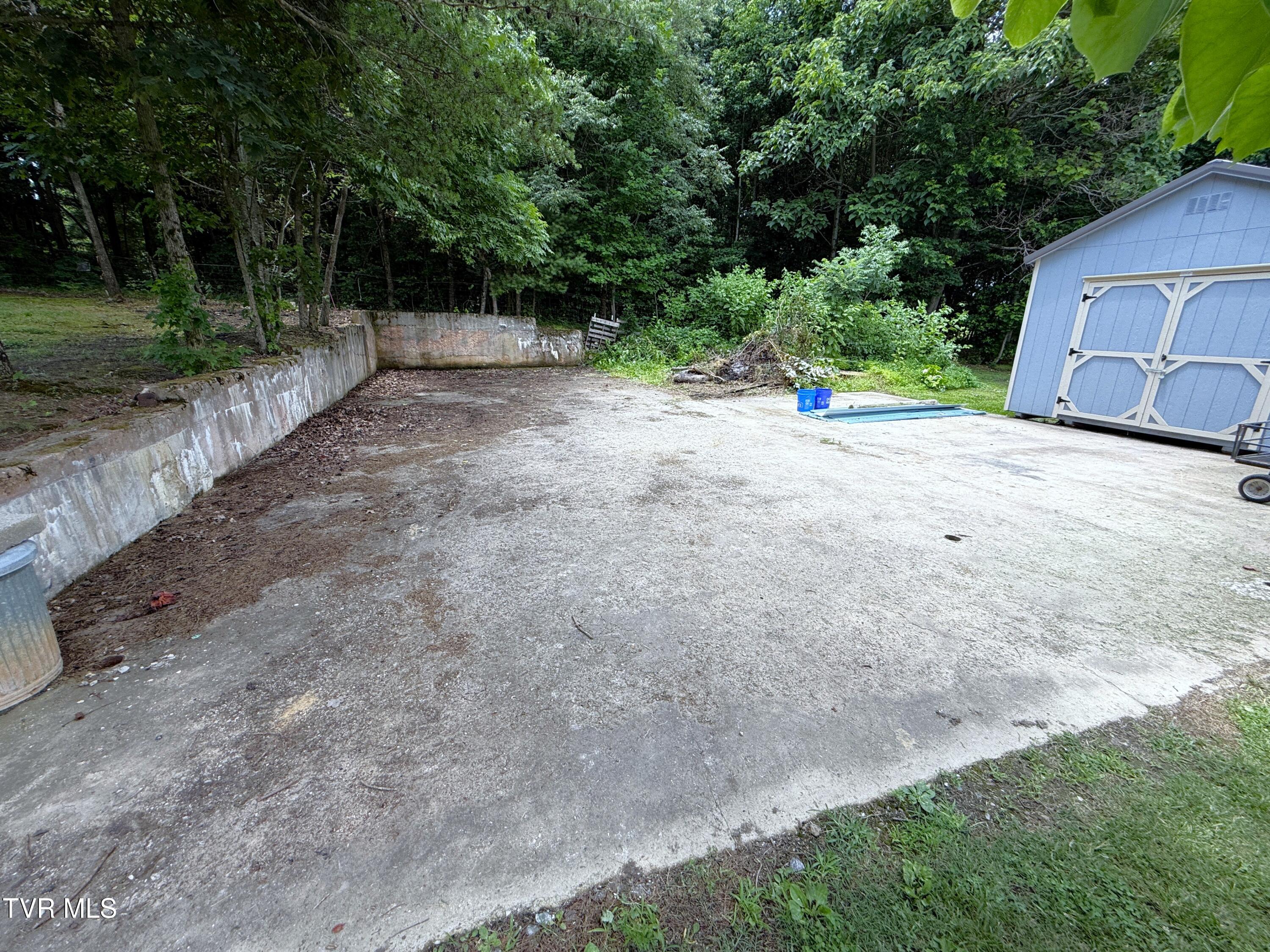 1910 Seaton Road Greeneville, TN 37743 - Photo 6 of 26 6