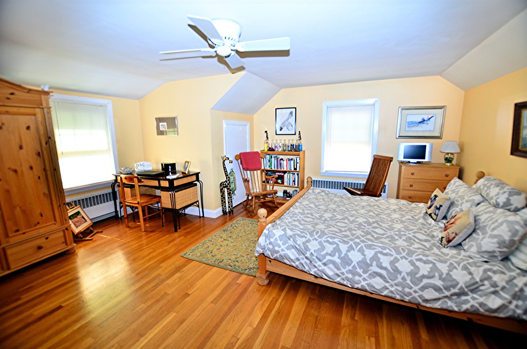 227 Nahant Road Nahant, MA 01908 - Photo 13 of 14 Gallery Image 13