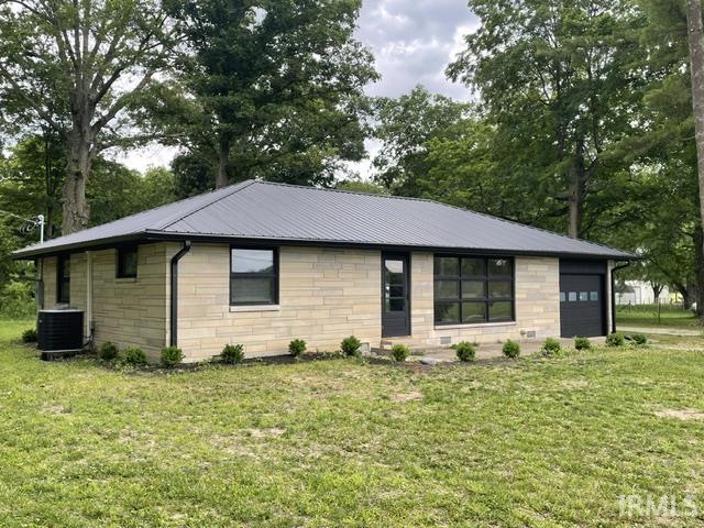 2390 North 650 W Road Yorktown, IN 47396 - Photo 2 of 22