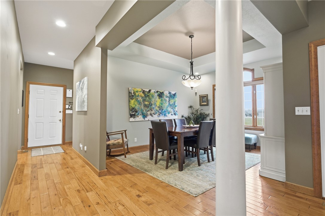 12511 Old State Road Charleston, IL 61920 - Photo 8 of 48