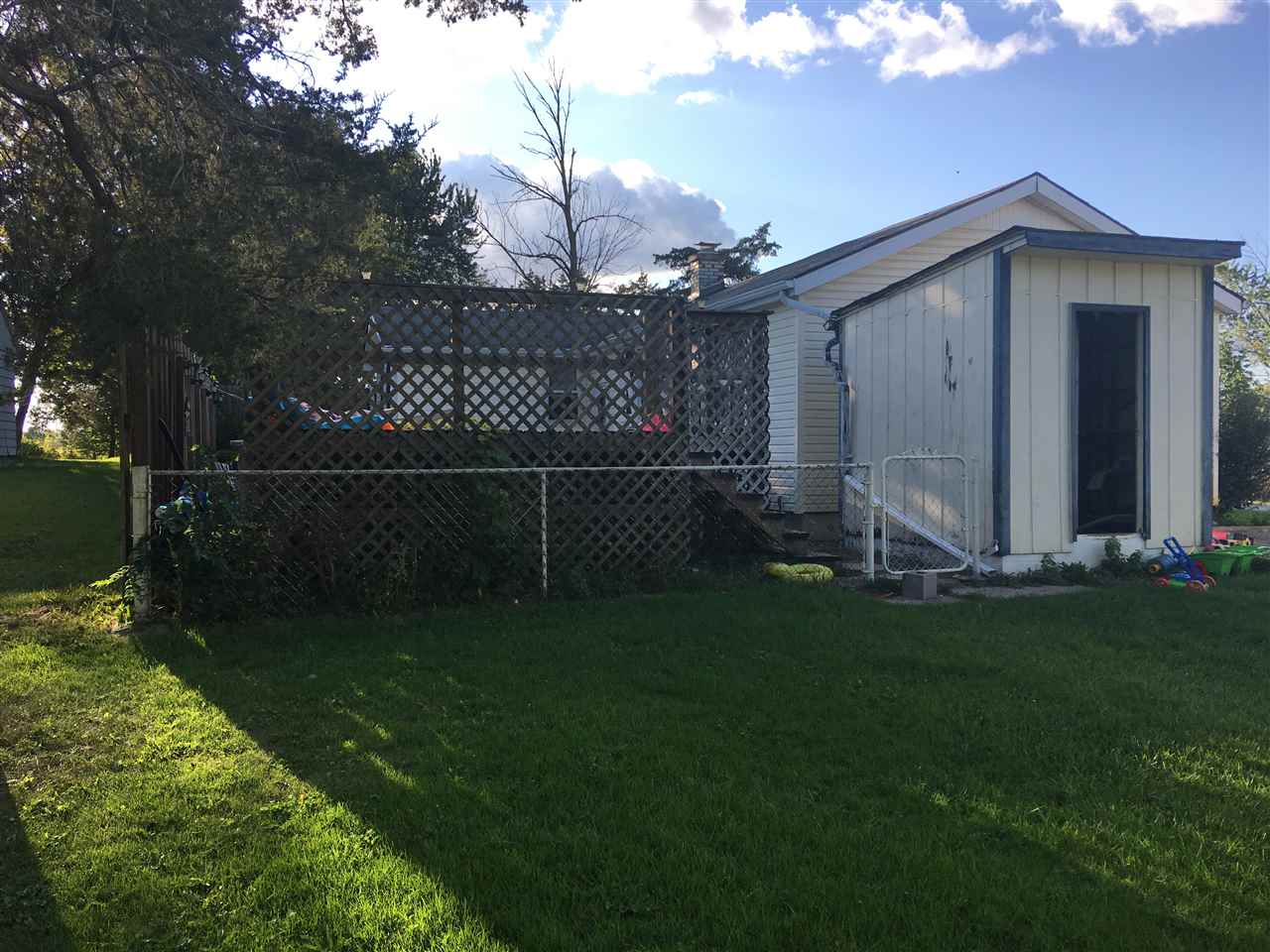 5702 Huguenard Road Fort Wayne, IN 46818 - Photo 16 of 20 Gallery Image 16