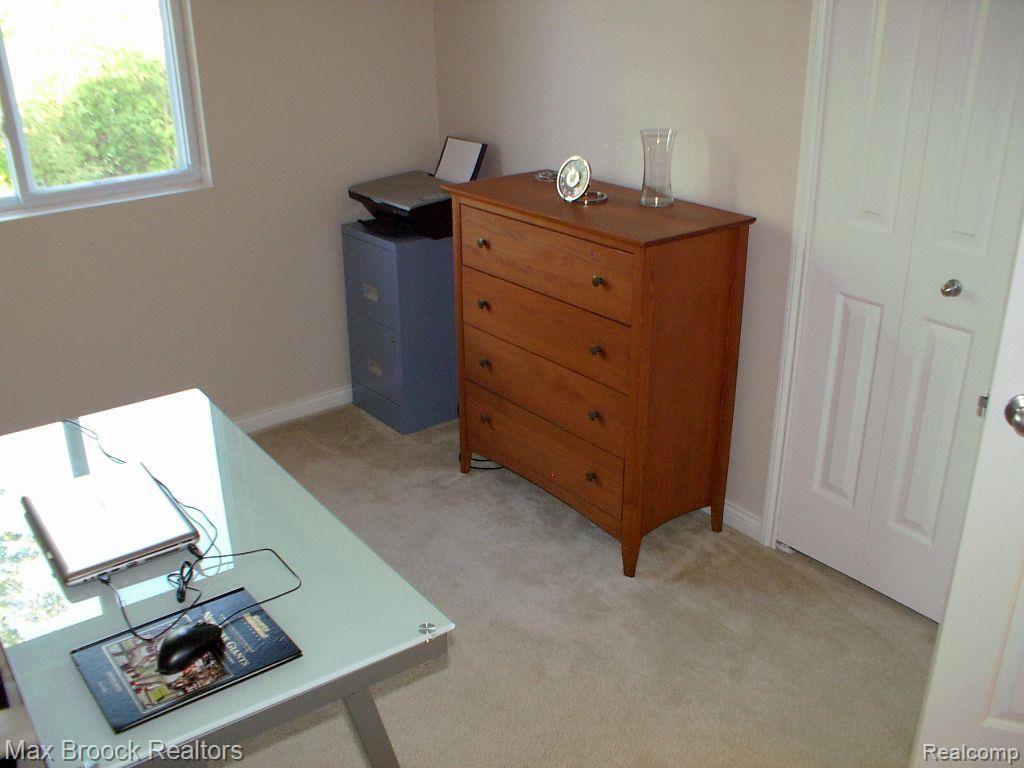 3282 Fantail Drive Rochester, MI 48309 - Photo 25 of 28 Br 4 2.jpg