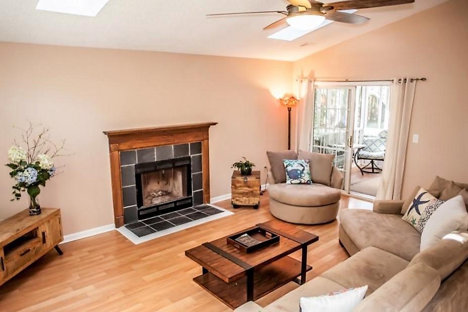 1259 Llewellyn Road Mount Pleasant, SC 29464 - Photo 7 of 24 6
