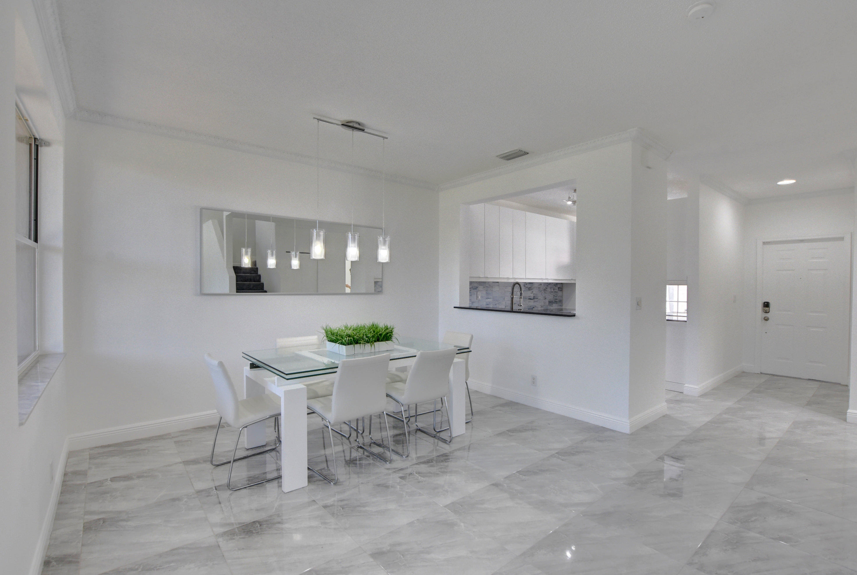 20931 Vía Azalea, Unit 2 Boca Raton, FL 33428 - Photo 4 of 28 Dining Room