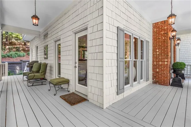 $1,325,000 | 205 Aerie Court, Atlanta, GA 30350