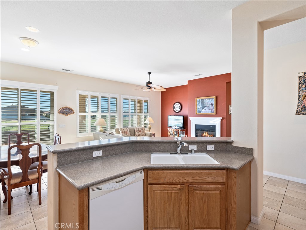 10446 Bridge Haven Road Apple Valley, CA 92308 - Photo 16 of 52