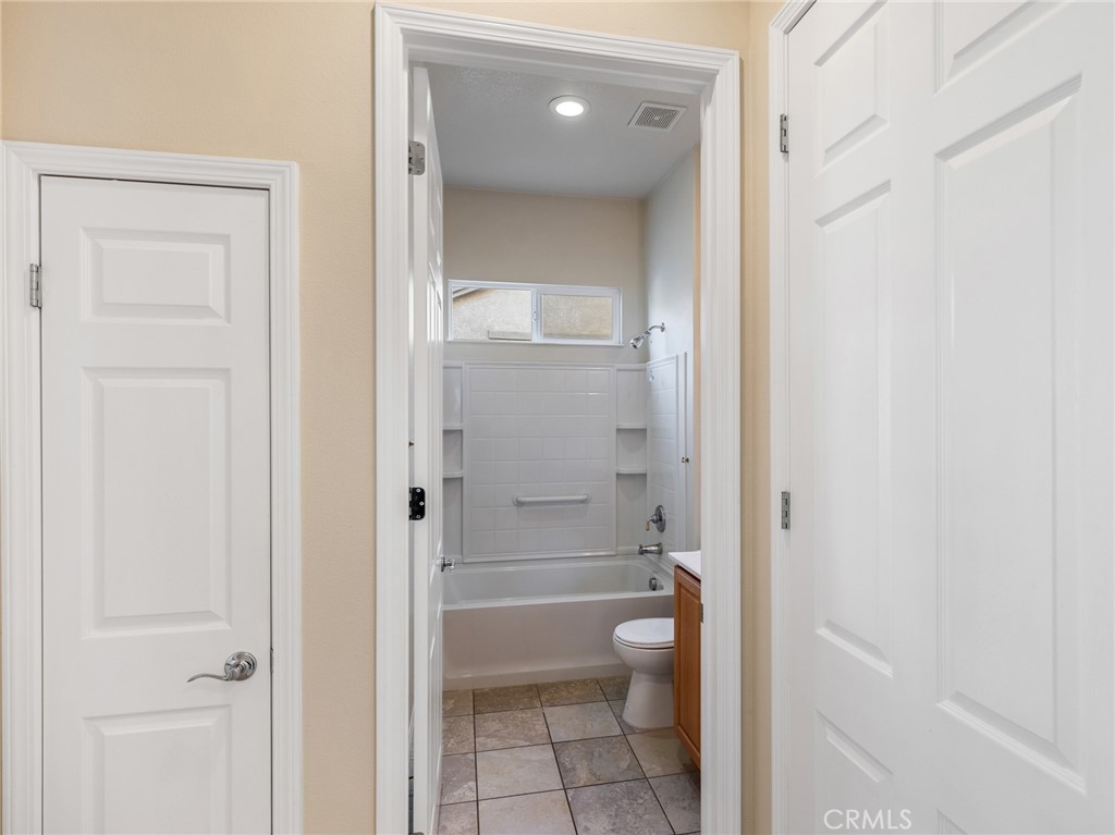 10446 Bridge Haven Road Apple Valley, CA 92308 - Photo 29 of 52