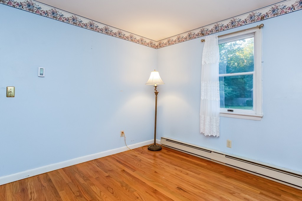 49 Lavender Lane Springfield, MA 01129 - Photo 13 of 30 Gallery Image 13