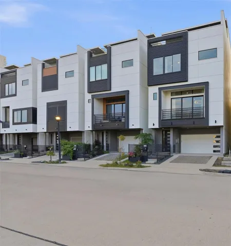 $6,250 | 529 Memorial Heights Drive, Houston, TX 77007