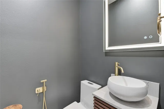 a view of a terrace with sky view