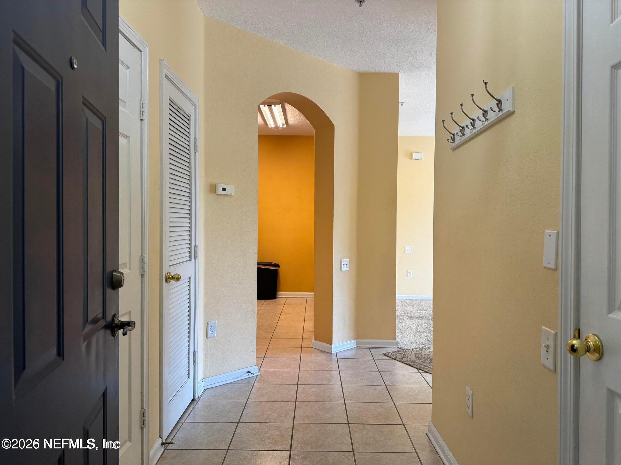 10550 Baymeadows Road, Unit 811 Jacksonville, FL 32256 - Photo 3 of 14 20250211210605016437000000-o