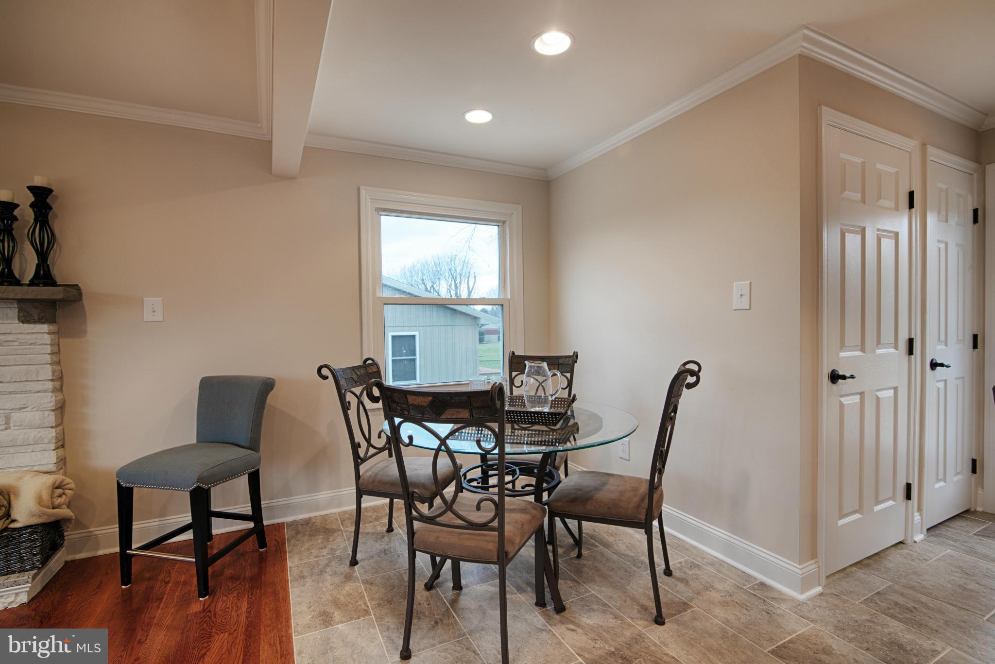 123 Harvard Road Hagerstown, MD 21742 - Photo 9 of 30 Dining Room